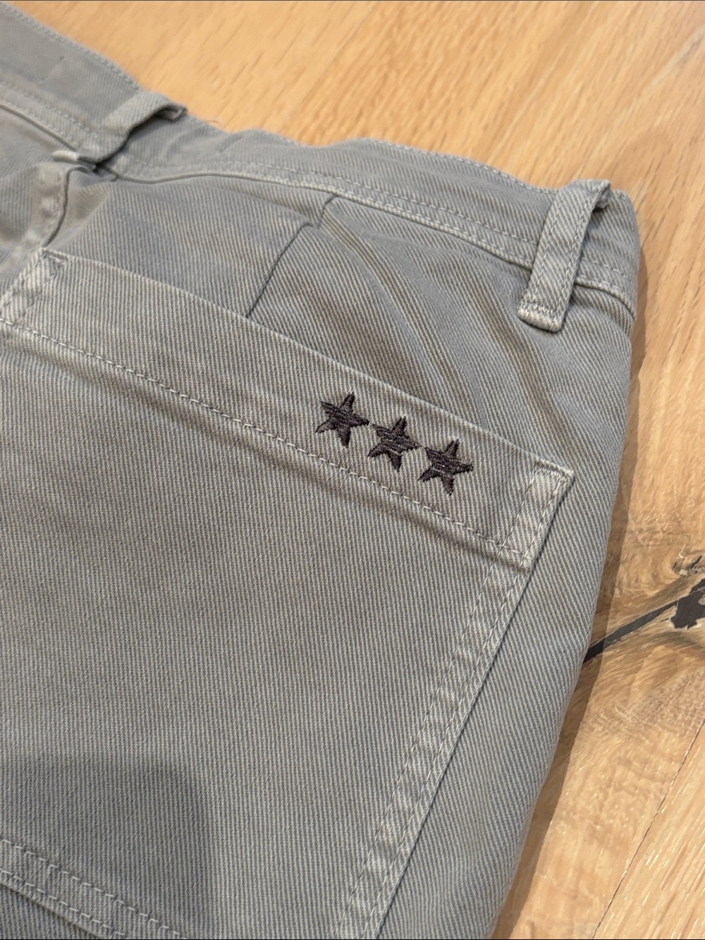Women’s Light Blue/Grey Straight-Leg Jeans - Picture 3 of 4